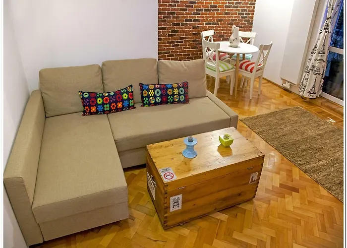 Апартаменти Skyview Old Town *